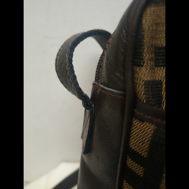 ‼️年前限時特賣‼️（原11800）至1/25⏰㊣✨FENDI✨芬迪 FF 老花 皮革 直立 收納包 相機包 肩背包 斜背包/雙F/二手包/二手精品/保證正品-53