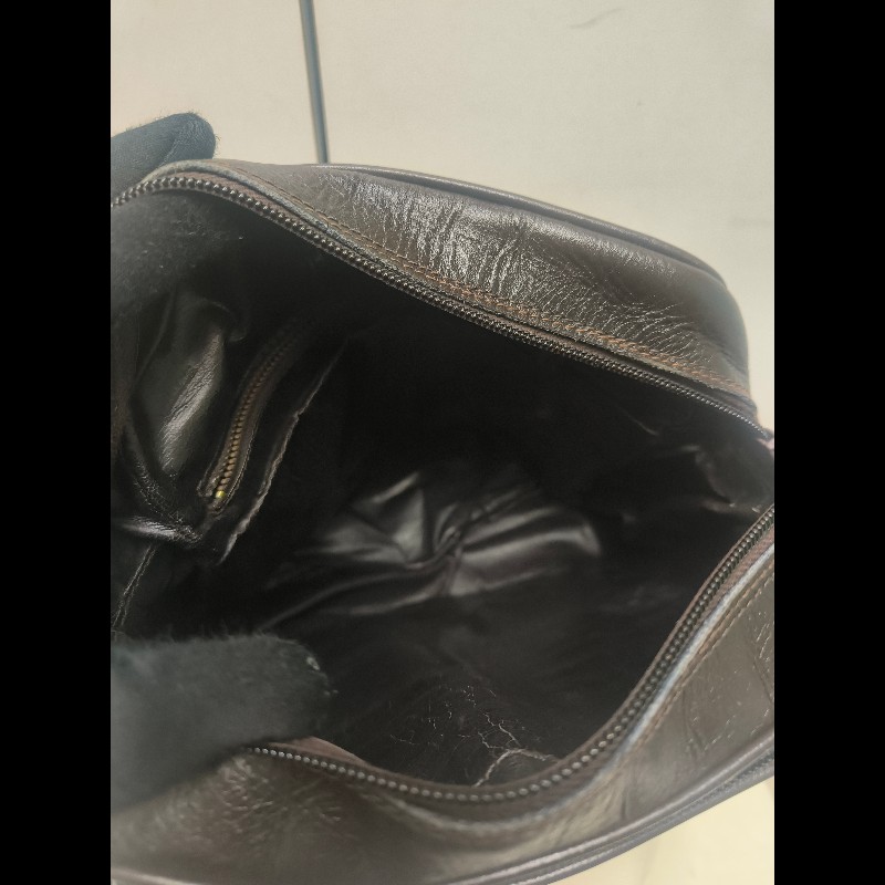 ‼️年前限時特賣‼️（原11800）至1/25⏰㊣✨FENDI✨芬迪 FF 老花 皮革 直立 收納包 相機包 肩背包 斜背包/雙F/二手包/二手精品/保證正品-56