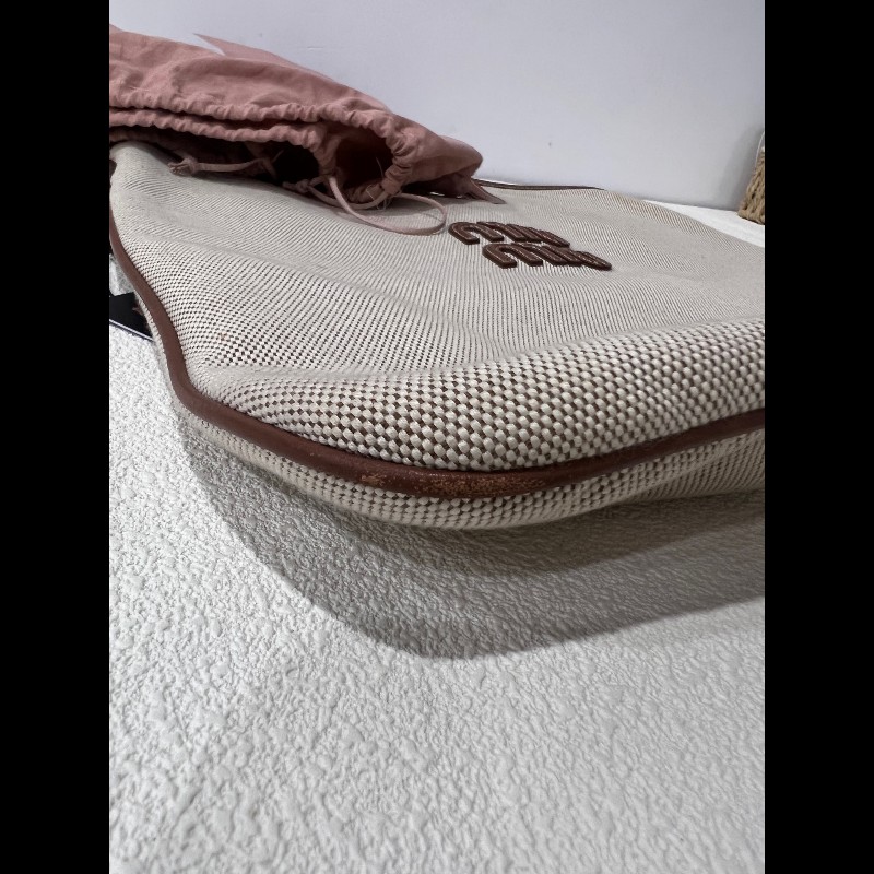 Miu Miu IVY帆布托特包米色肩背包-9