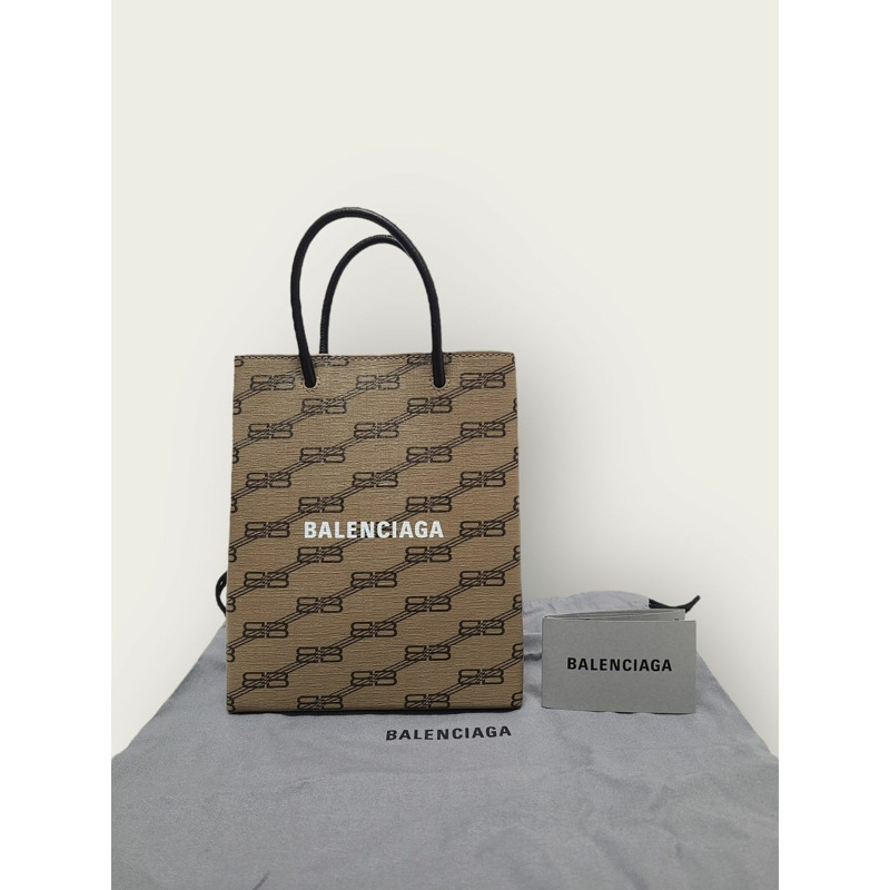 【包稅】BALENCIAGA BB 多字母組合標誌手機支架手提斜背包 棕色-6