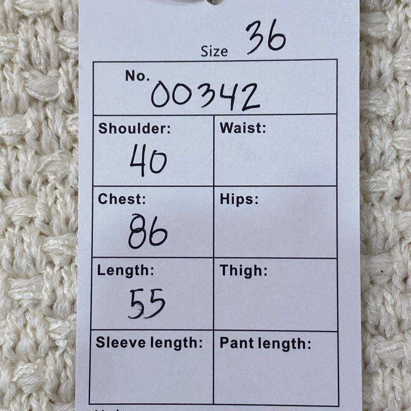 ❤️CHANEL 米色經典外套 精緻LOGO紐扣-9