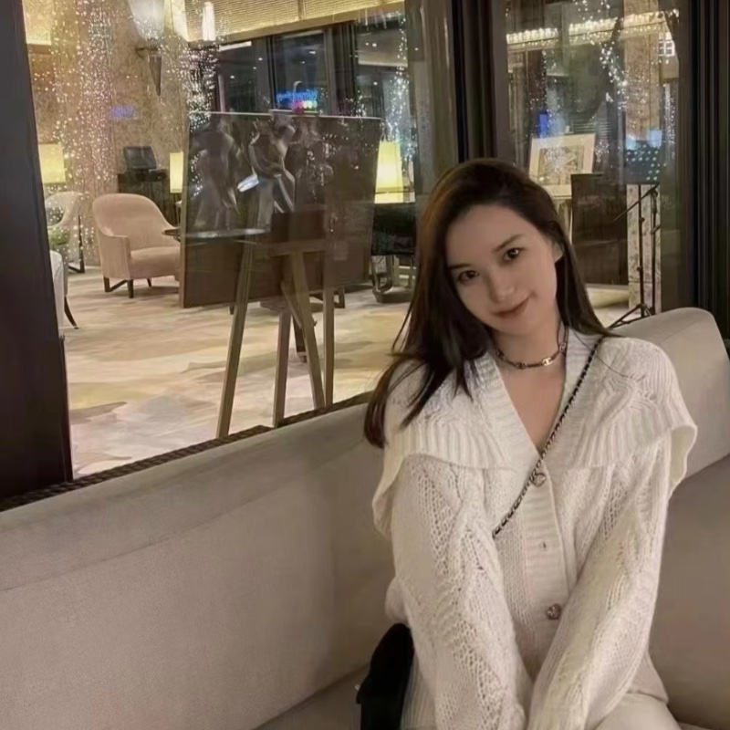 ❤️CHANEL 21B 熱門款 獨特披肩領 開衫毛衣外套-1