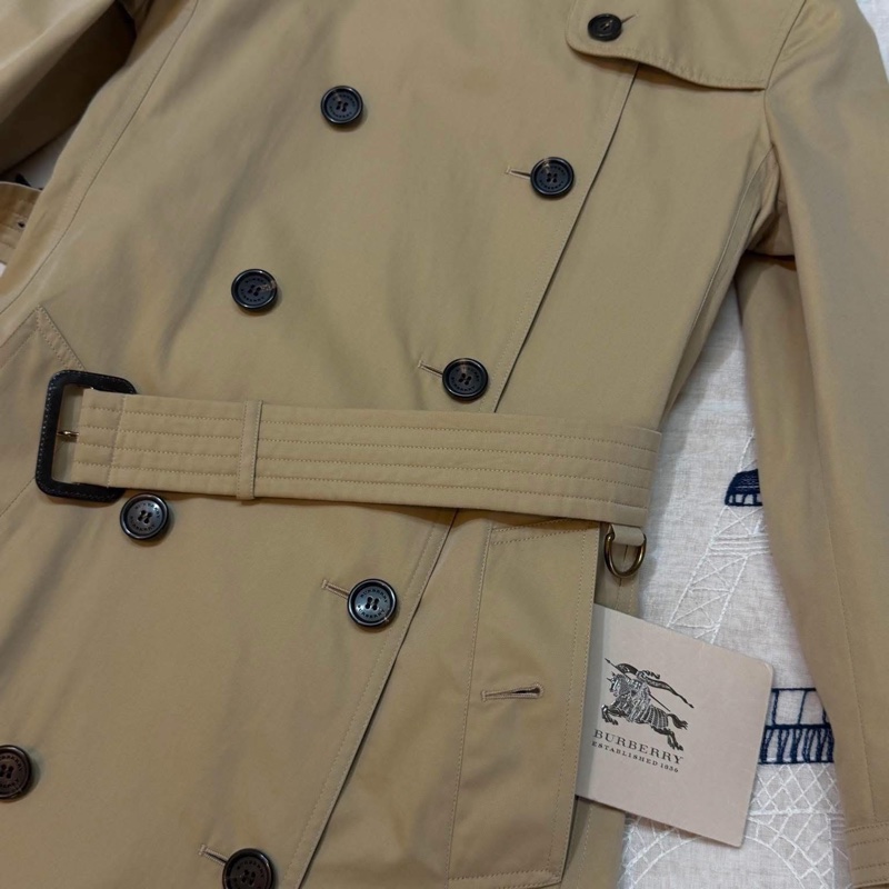BURBERRY英國肯辛頓蜜色長風衣UK6-10