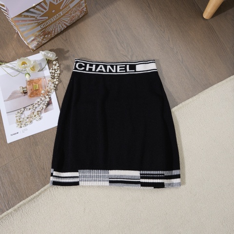 CHANEL skirt