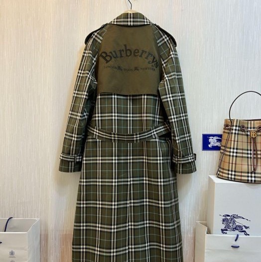 BURBERRY 英國男款橄欖綠雙穿長風衣50-4