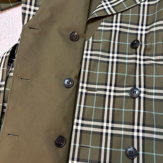 BURBERRY 英國男款橄欖綠雙穿長風衣50-8