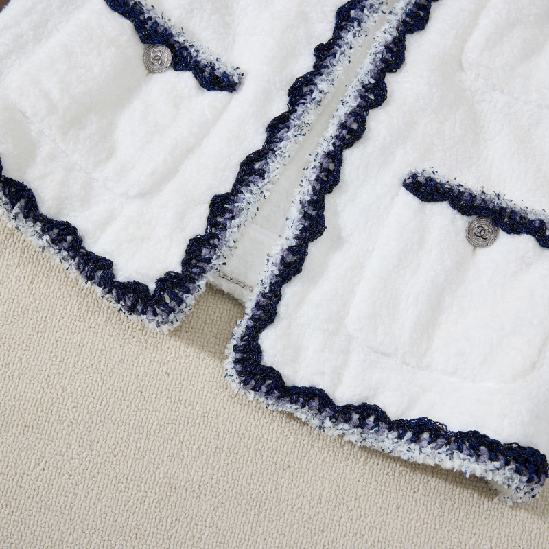 ❤️CHANEL 經典黑白配色 優雅外套-5