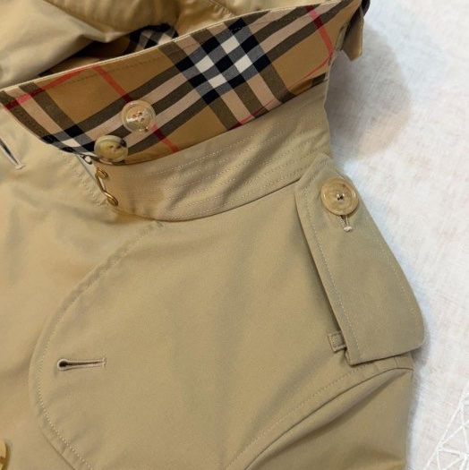 BURBERRY英國肯辛頓蜜色風衣UK6-9