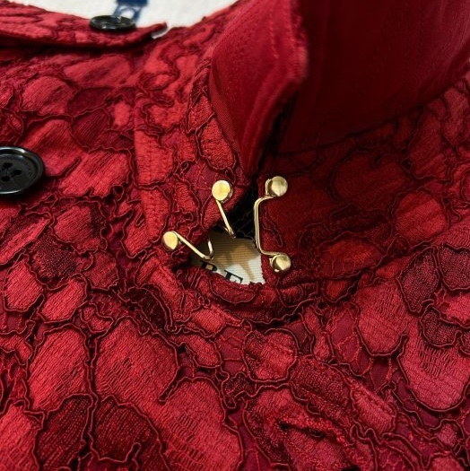 BURBERRY英國紅色蕾絲風衣UK8-7