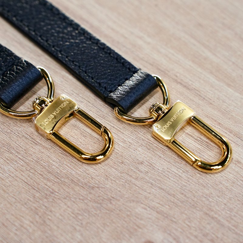 LouisVuitton/路易威登 黑色牛皮壓紋ONTHEGO PM 托特包 M45595-8