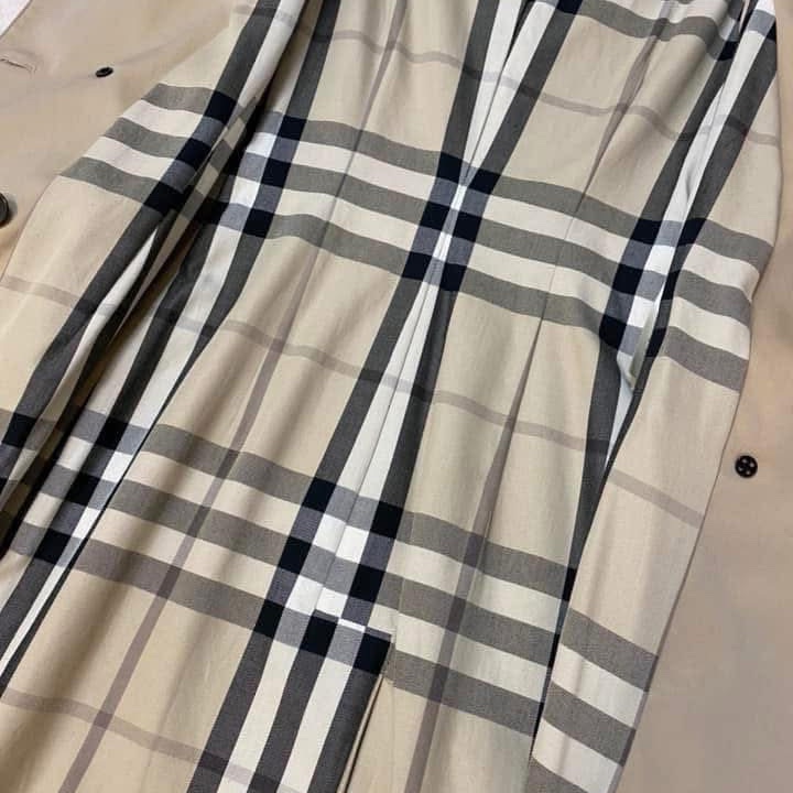 BURBERRY英國黑標蜜色長風衣洋裝UK4-8