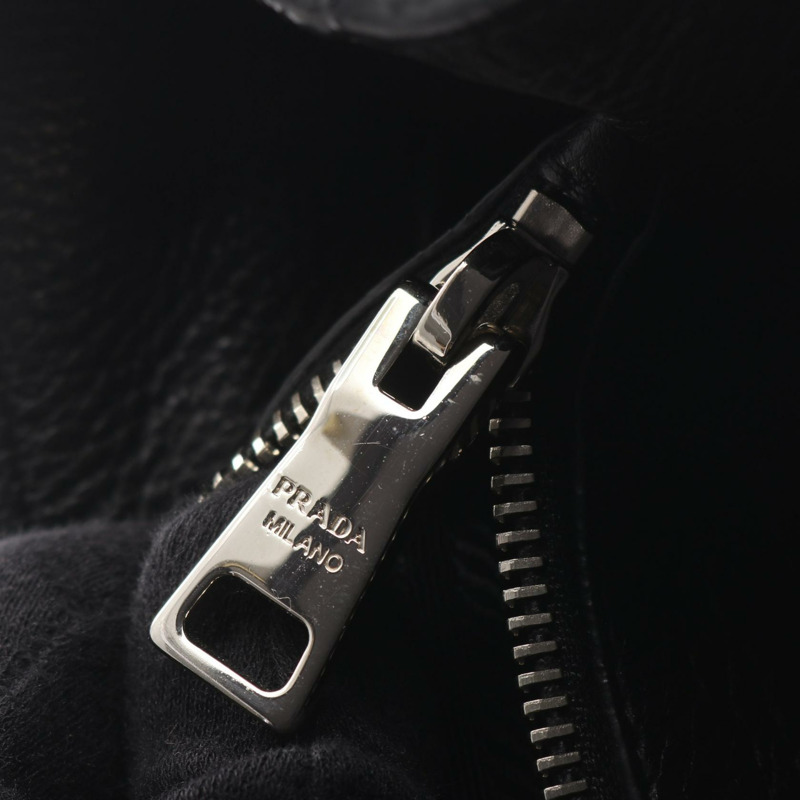 PRADA 黑色真皮手提包，二手女款-4