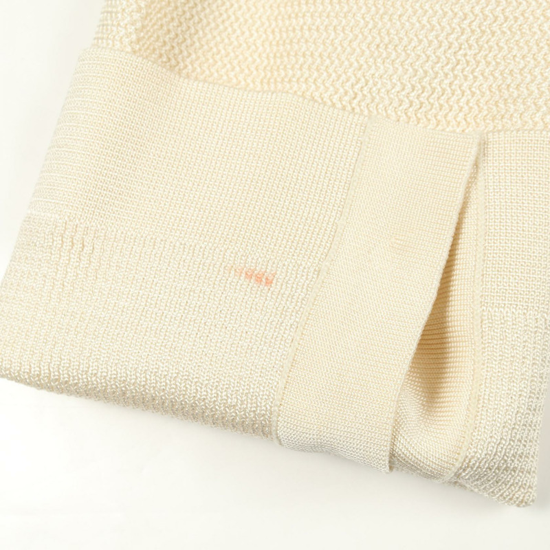 香奈兒 COCO 標誌紐扣開襟衫，黏膠米色，#36，二手女款-5