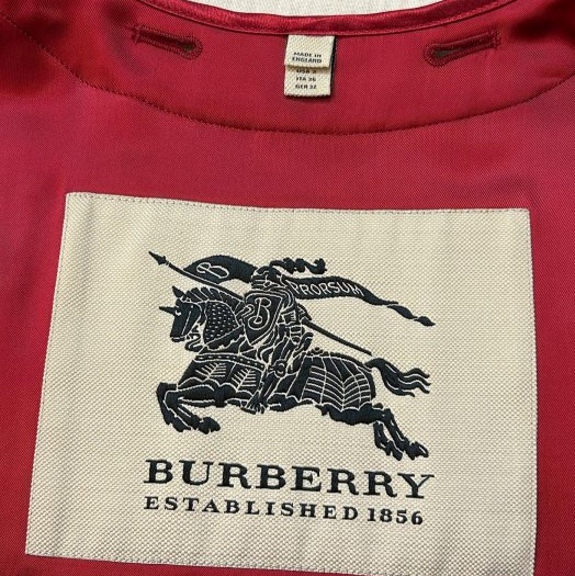 BURBERRY 英國黑標羊絨內搭背心UK4-5