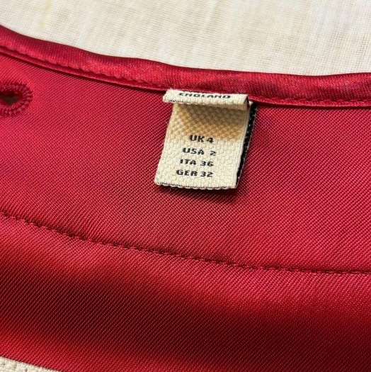 BURBERRY 英國黑標羊絨內搭背心UK4-7