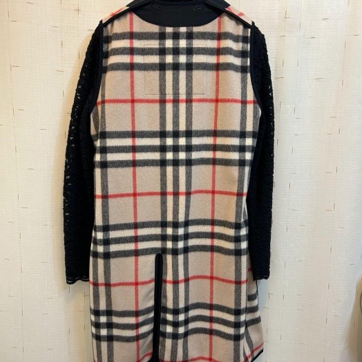 BURBERRY 英國黑標格紋內搭背心UK8-3