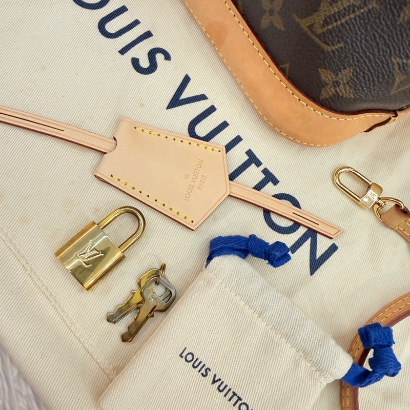 Louis vuitton Alma BB-12