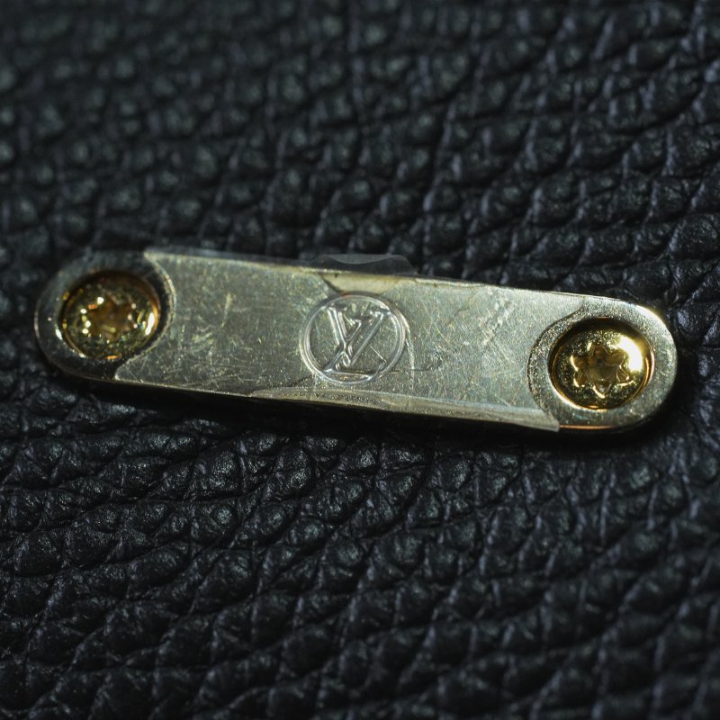 LouisVuitton/路易威登 黑牛皮壓紋Madeleine NANO 瑪德琳 鏈條斜挎包 芯片款-17