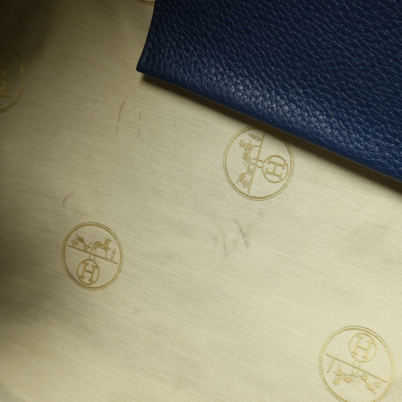 HERMES Clemence皮革Atlas 42銀扣肩背袋Bleu Saphir-14