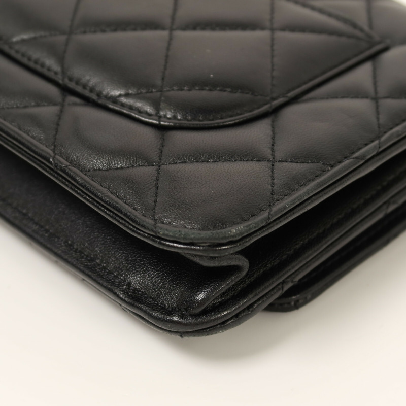 CHANEL 羊皮皮革WOC Wallet on Chain金扣鏈帶肩背袋-12