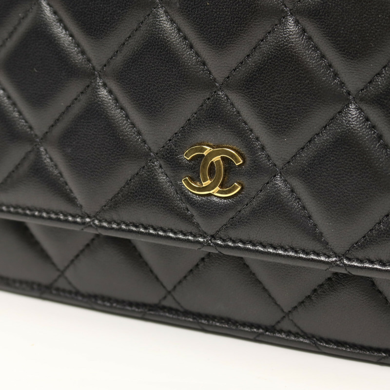 CHANEL 羊皮皮革WOC Wallet on Chain金扣鏈帶肩背袋-13