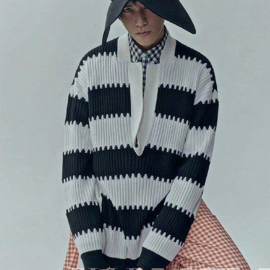 BURBERRY英國黑標男款黑白毛衣S-1