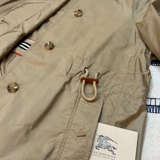 BURBERRY英國蜜色塔夫綢風雪大衣UK6-6