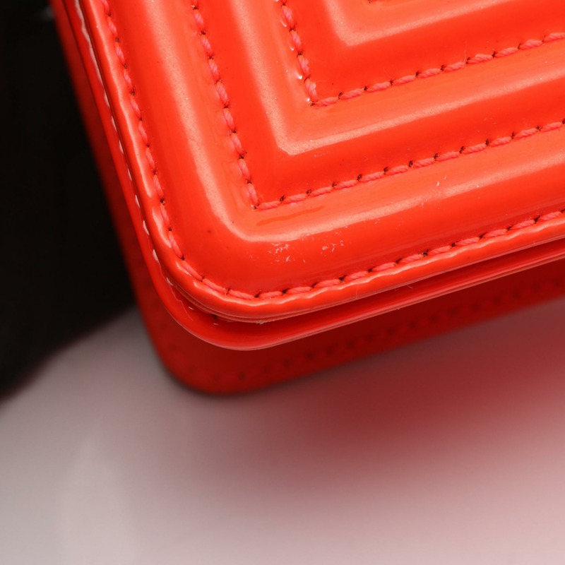 香奈兒 Boy Chanel 小號鏈條單背包 A67085 紅色漆皮二手金色五金 CC-7