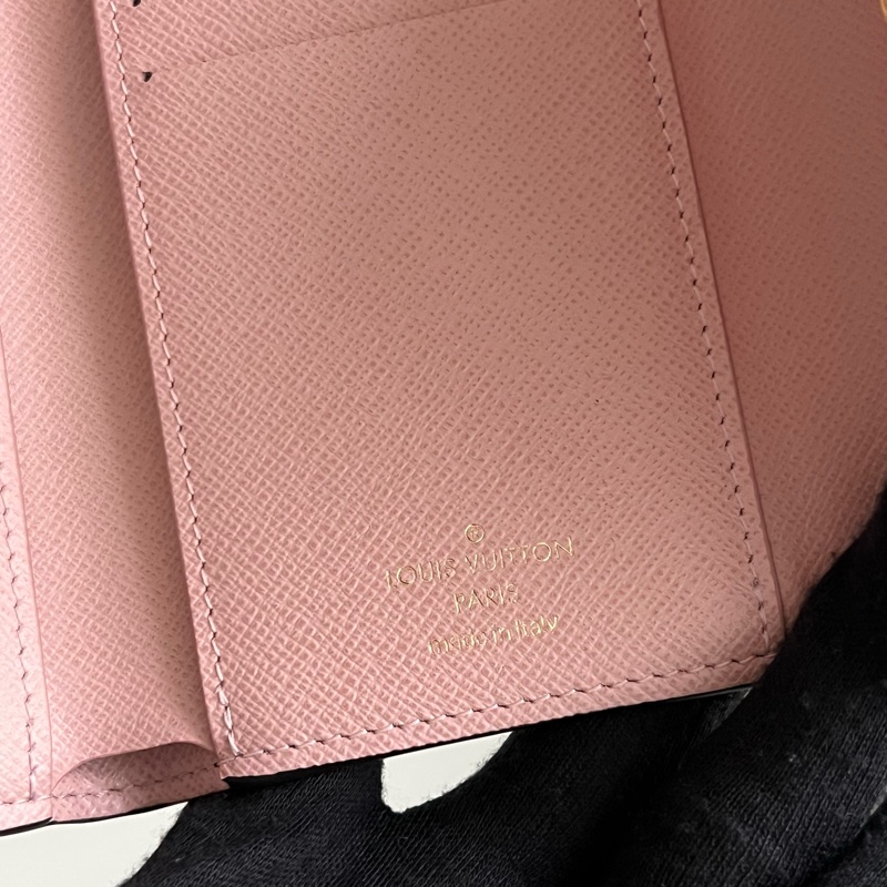 🔸 LV 老花零錢短夾（粉色）-16