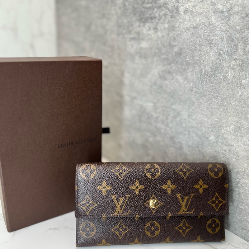 💗香緹國際精品💗 768 LV 對折長夾 #M63006 盒裝完整-2