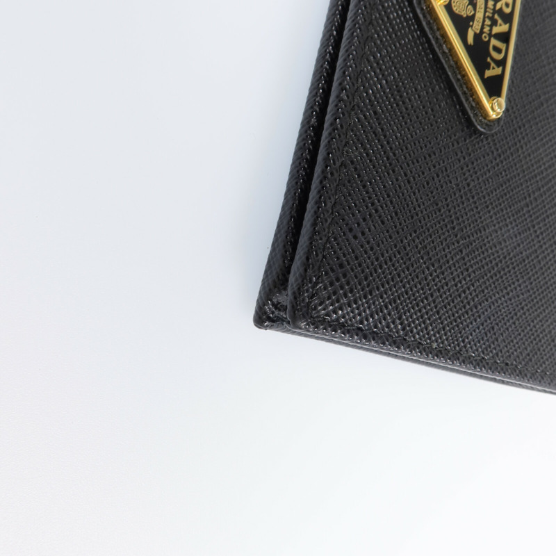 PRADA Saffiano皮革Fold Wallet金扣錢包-6