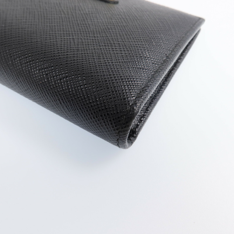 PRADA Saffiano皮革Fold Wallet金扣錢包-9