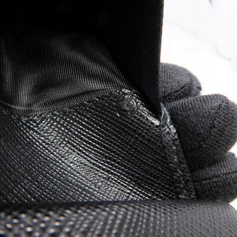 PRADA Saffiano皮革Fold Wallet金扣錢包-13