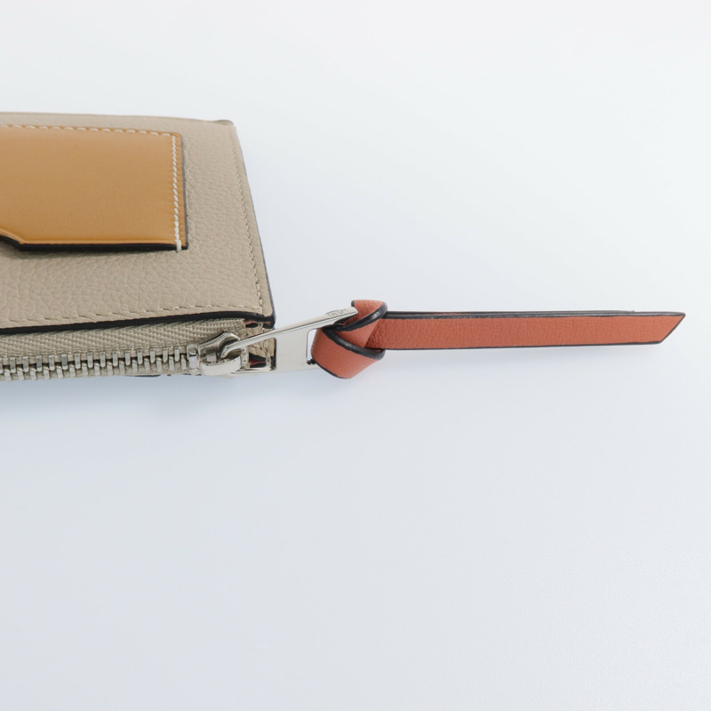 LOEWE 牛皮皮革Card Case銀扣卡片套-10