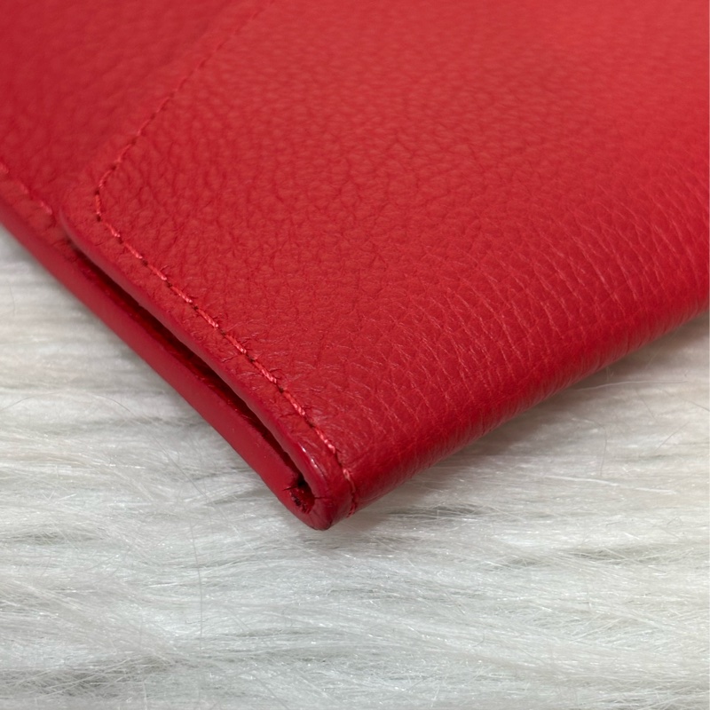 LV 訂製款 紅色荔枝皮 圓形 LOGO 釦式 信封 長夾 皮夾 收納袋 萬用袋-12