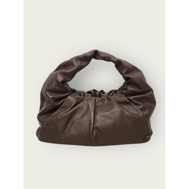 【包稅】BOTTEGA VENETA 樹皮棕色皮革褶皺單肩包-0