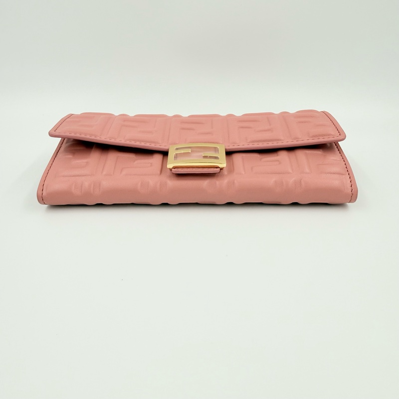 FENDI- 粉色納帕小羊皮Baguette配飾鏈WOC-4