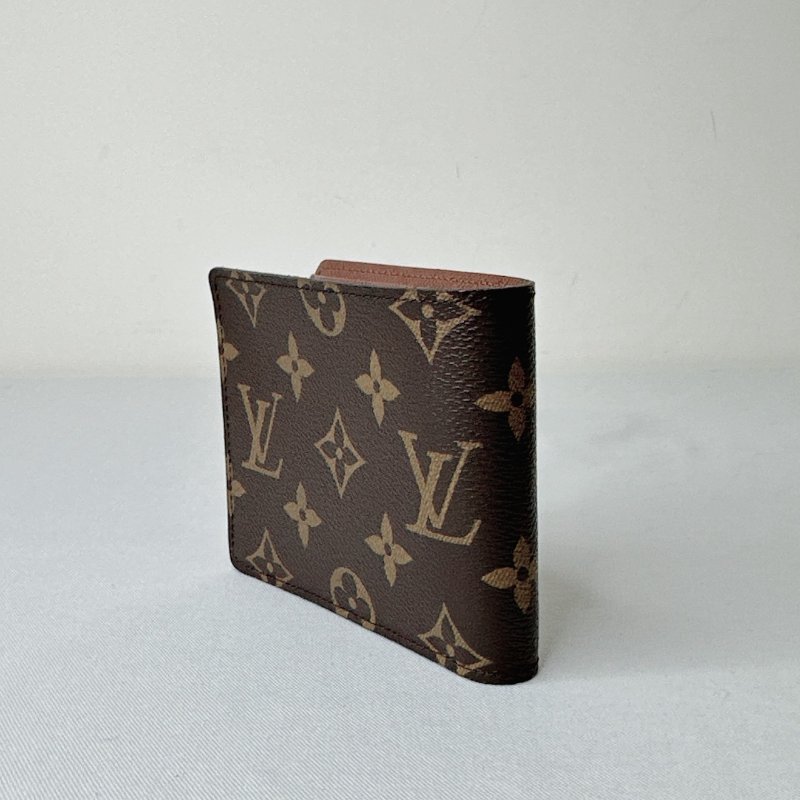 LV 全新Multiple對開短夾-2