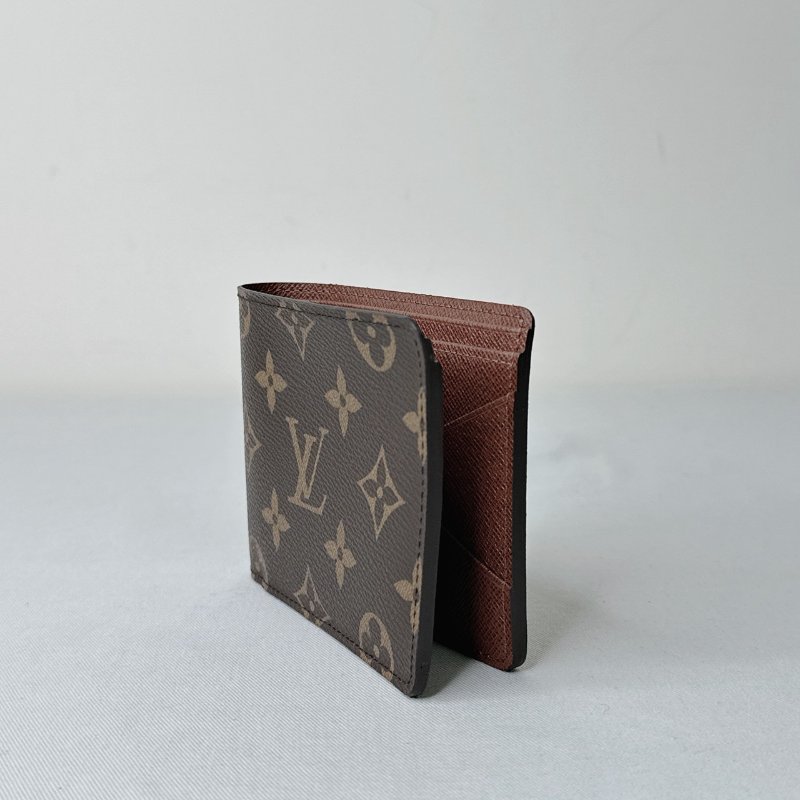 LV 全新Multiple對開短夾-4