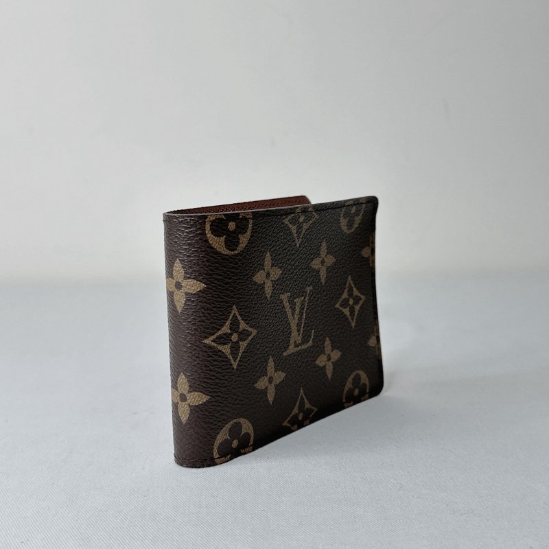 LV 全新Multiple對開短夾-5