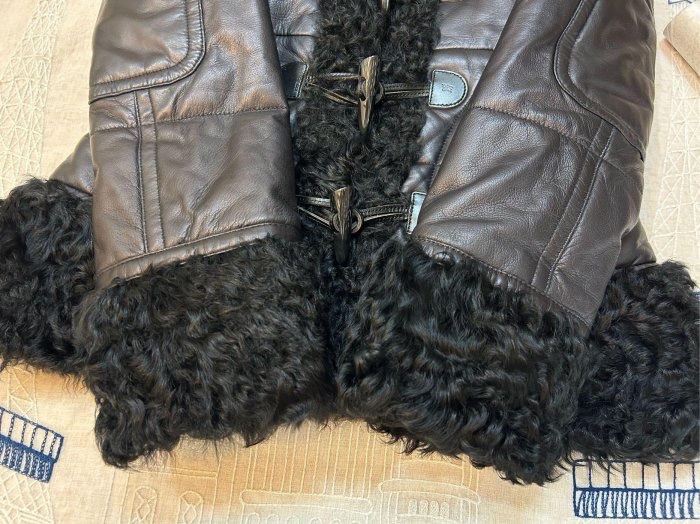 BURBERRY BLUE LABEL黑色連帽皮衣38-6