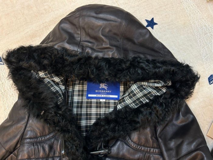 BURBERRY BLUE LABEL黑色連帽皮衣38-14