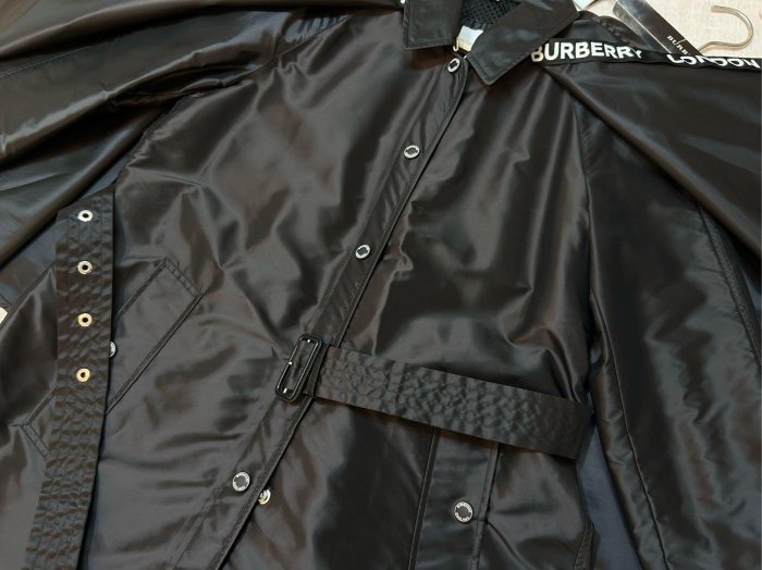 BURBERRY英國黑色輕盈斗篷風衣UK8-5