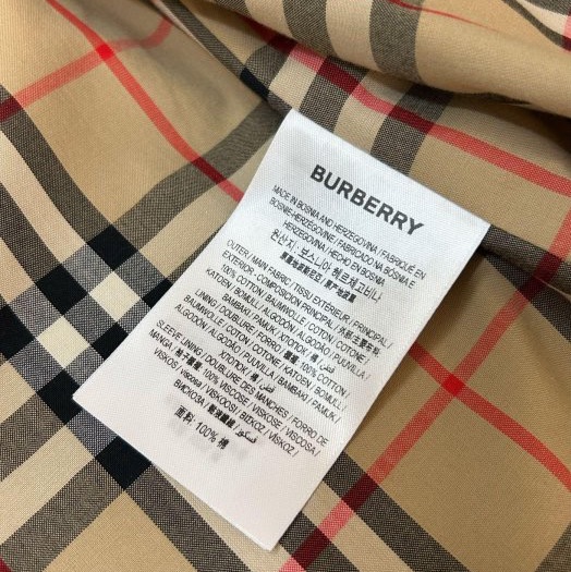 BURBERRY英國專屬標飾圖案輕便風衣UK2-11