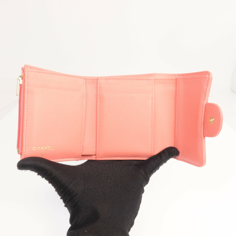 CHANEL 牛皮皮革Wallet金扣錢包-11