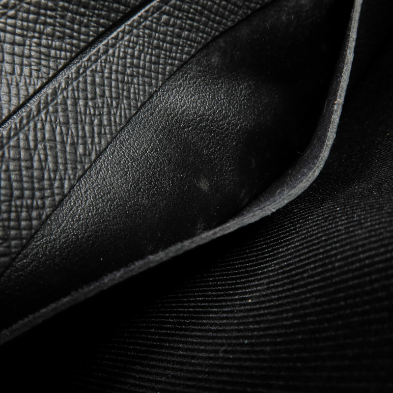 LOUIS VUITTON Monogram Eclipse Pochette Discovery PM銀扣手拿包-13