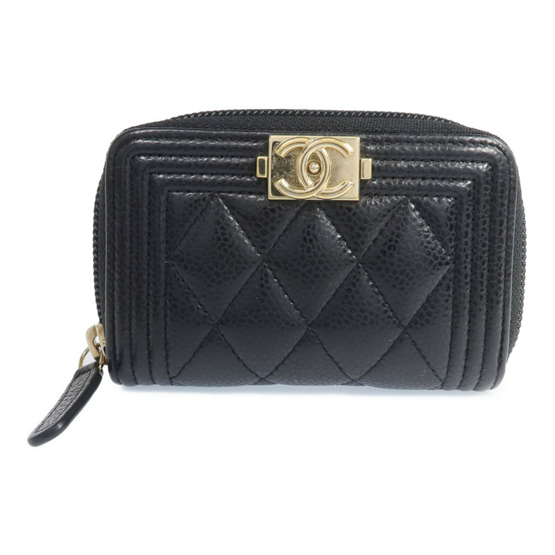 CHANEL 牛皮皮革Boy Card Case金扣卡片套-0