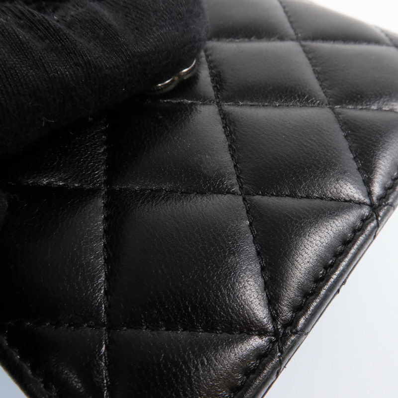 CHANEL 羊皮皮革Card Case銀扣卡片套-12