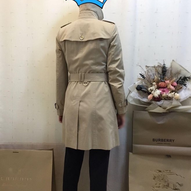 BURBERRY LONDON蜜色金釦風衣36-2