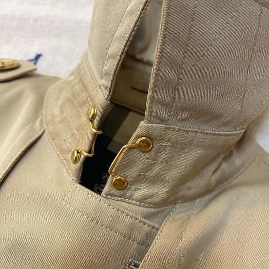 BURBERRY LONDON蜜色金釦風衣36-5